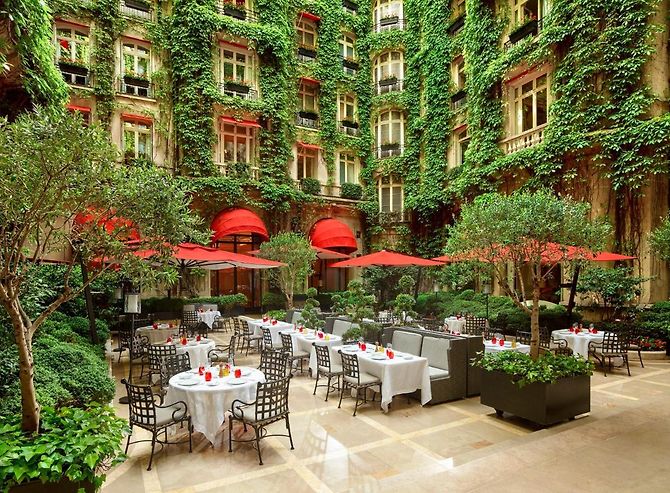 Luksusa viesnīcas Francijā Plaza Athenee Exterior