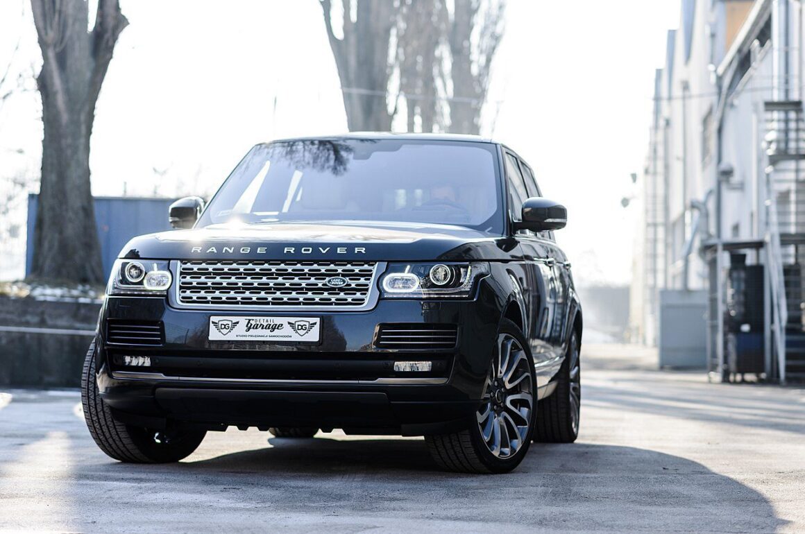 Vai Range Rovers tiek uzskatīts par greznību?