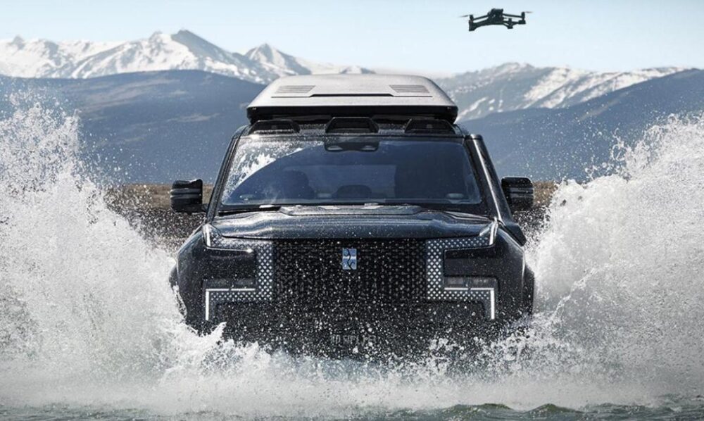 Luksusa elektriskā automašīna