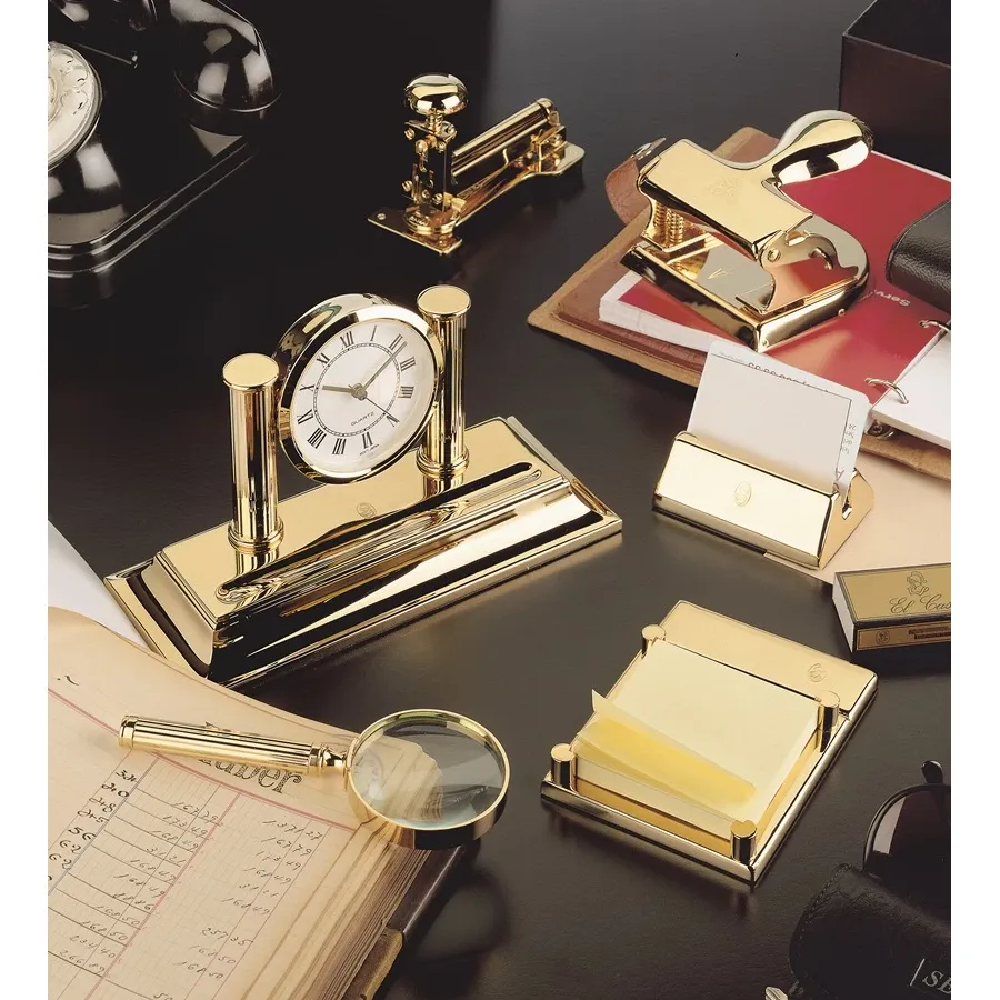 Ko dāvināt vīrietim 40. dzimšanas dienā – aksesuāri