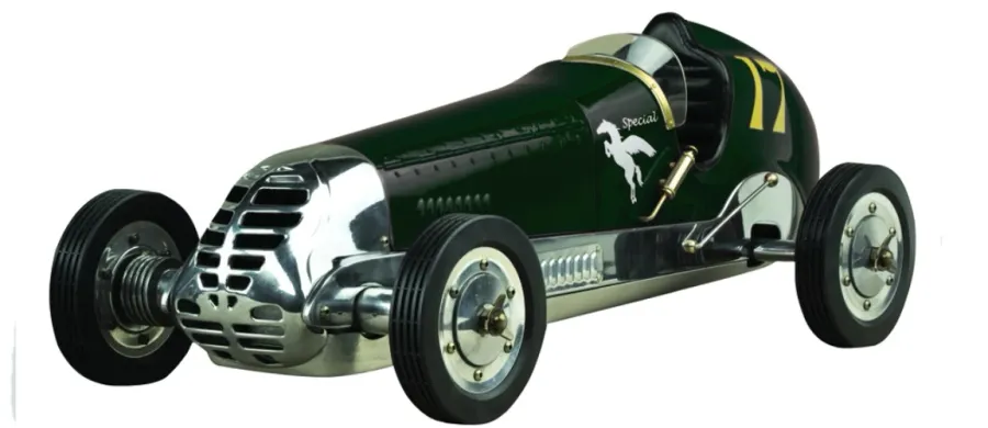 Ko dāvināt vīrietim 40. dzimšanas dienā Model