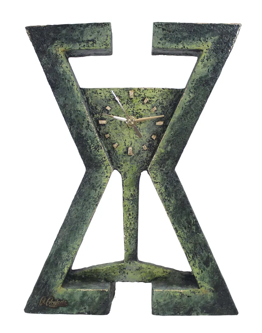 Pulkstenis uzņēmuma 15 gadu jubilejai