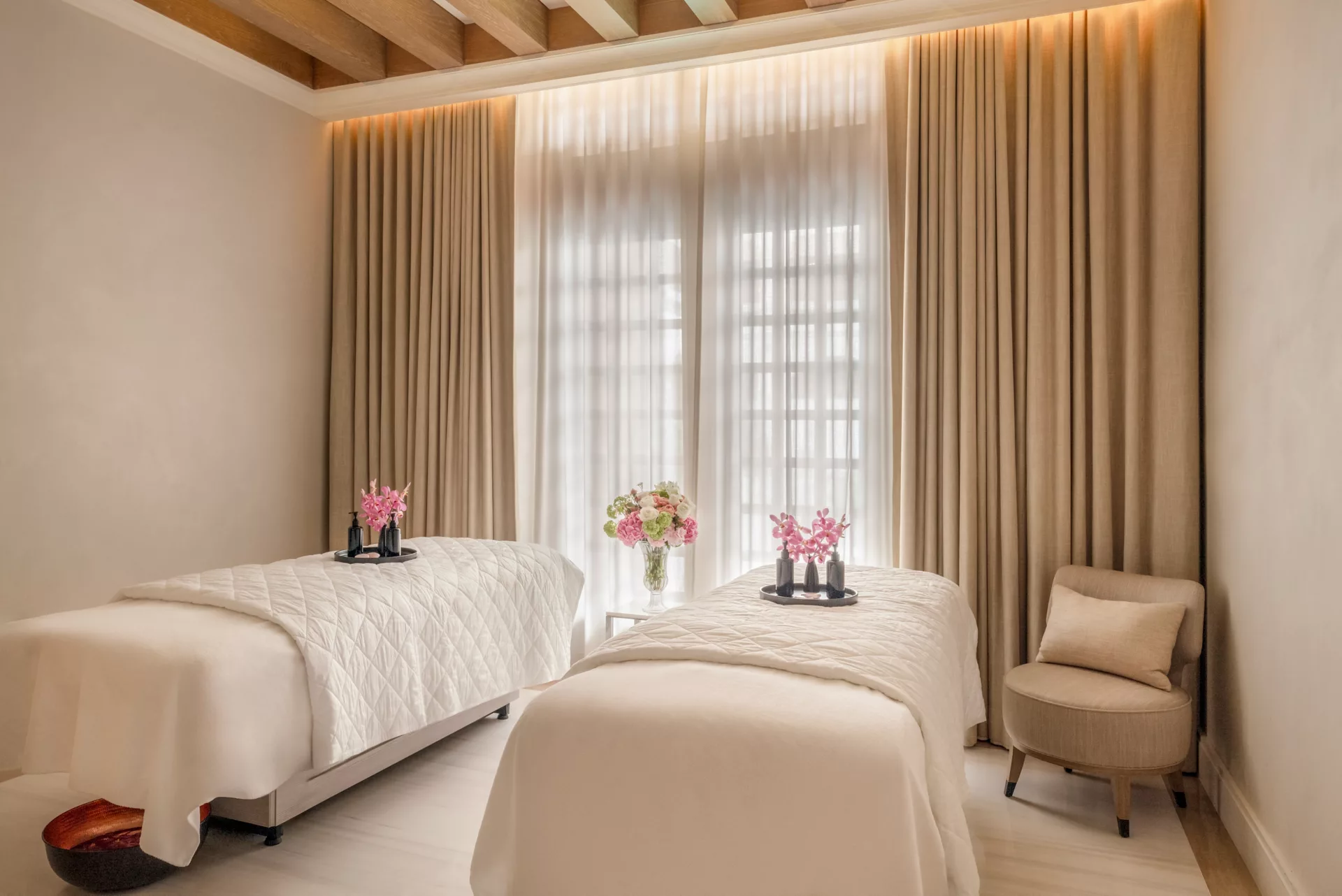 Raffles Hotel Singapore emuārs