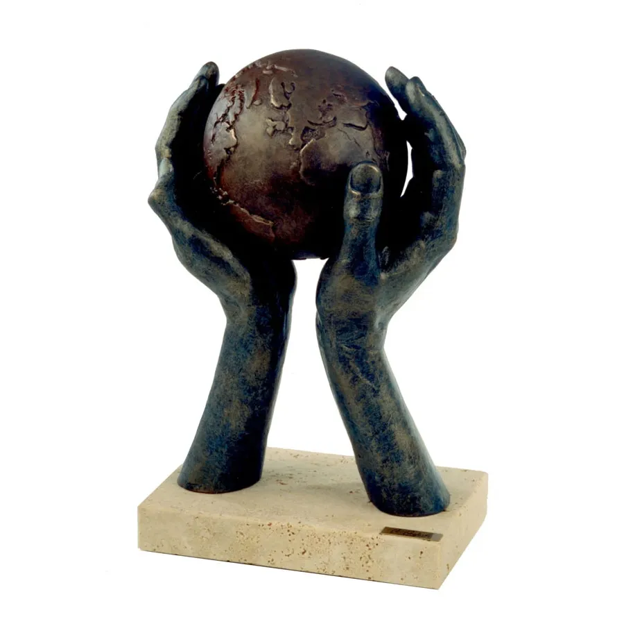 Skulptūra uzņēmuma 15 gadu jubilejai