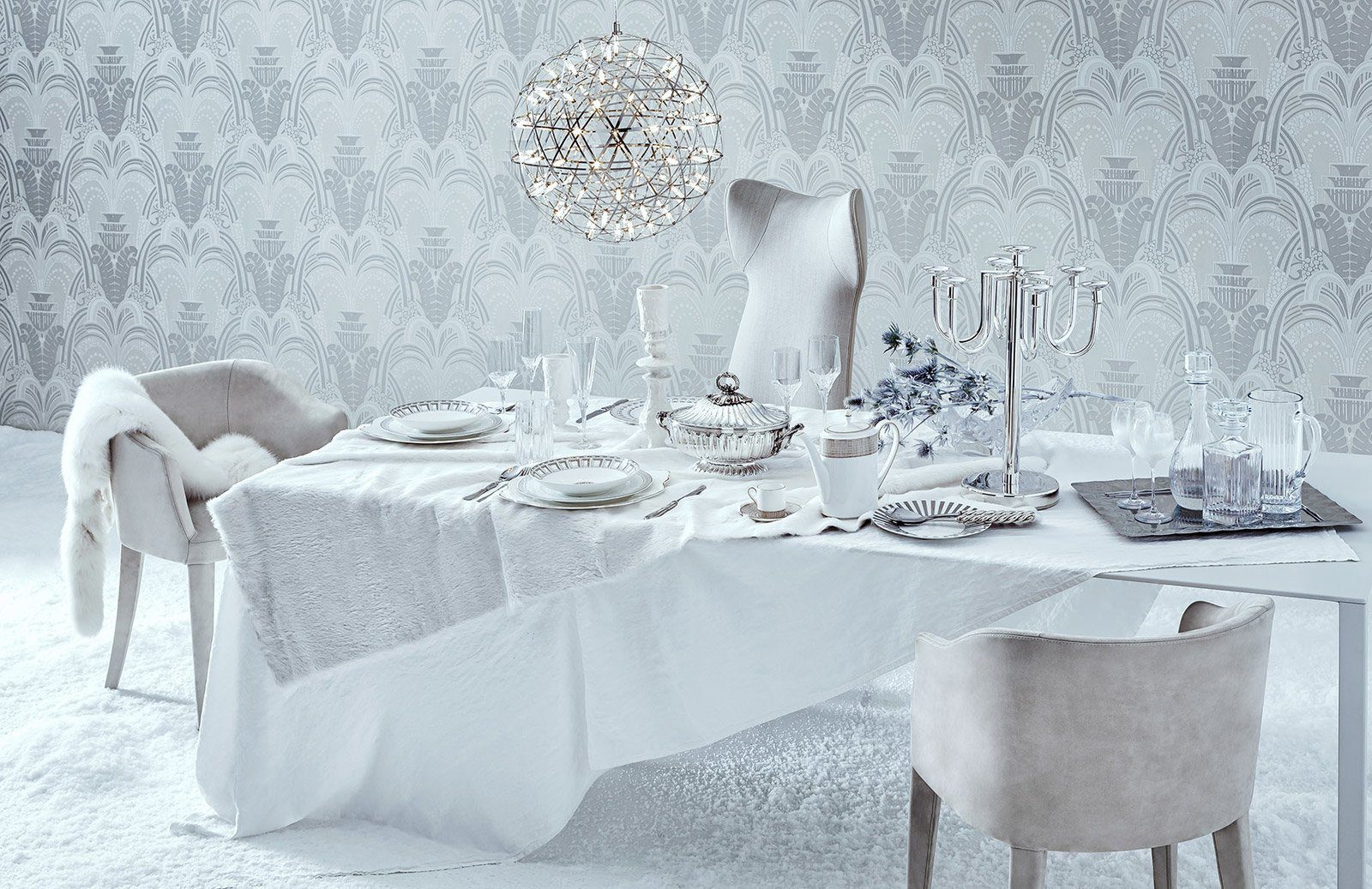 Vai ir vērts iegādāties sudraba galda piederumus