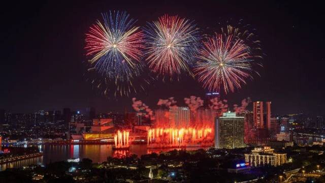 Guangzhou Jaungada vakarā Blog1