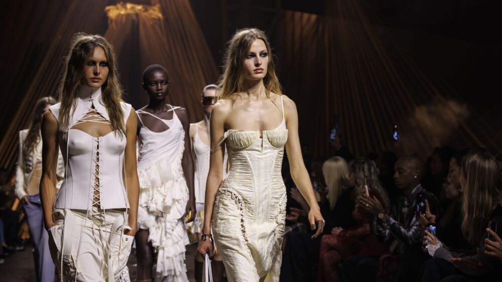 Kas Būs Modē 2026. gada Pavasara–Vasaras Sezonā